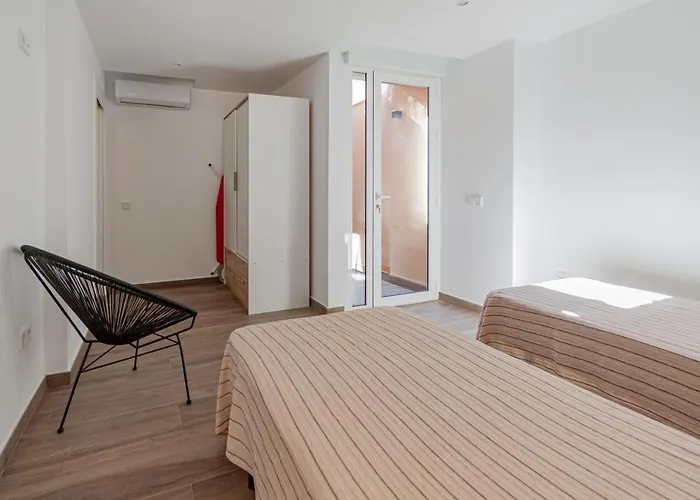 Inmovecos Reformado En 1º Linea Playa Soling 11 Apartment