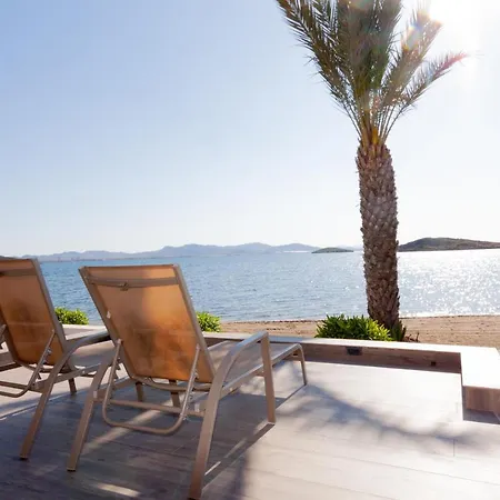 Inmovecos Reformado En 1º Linea Playa Soling 11